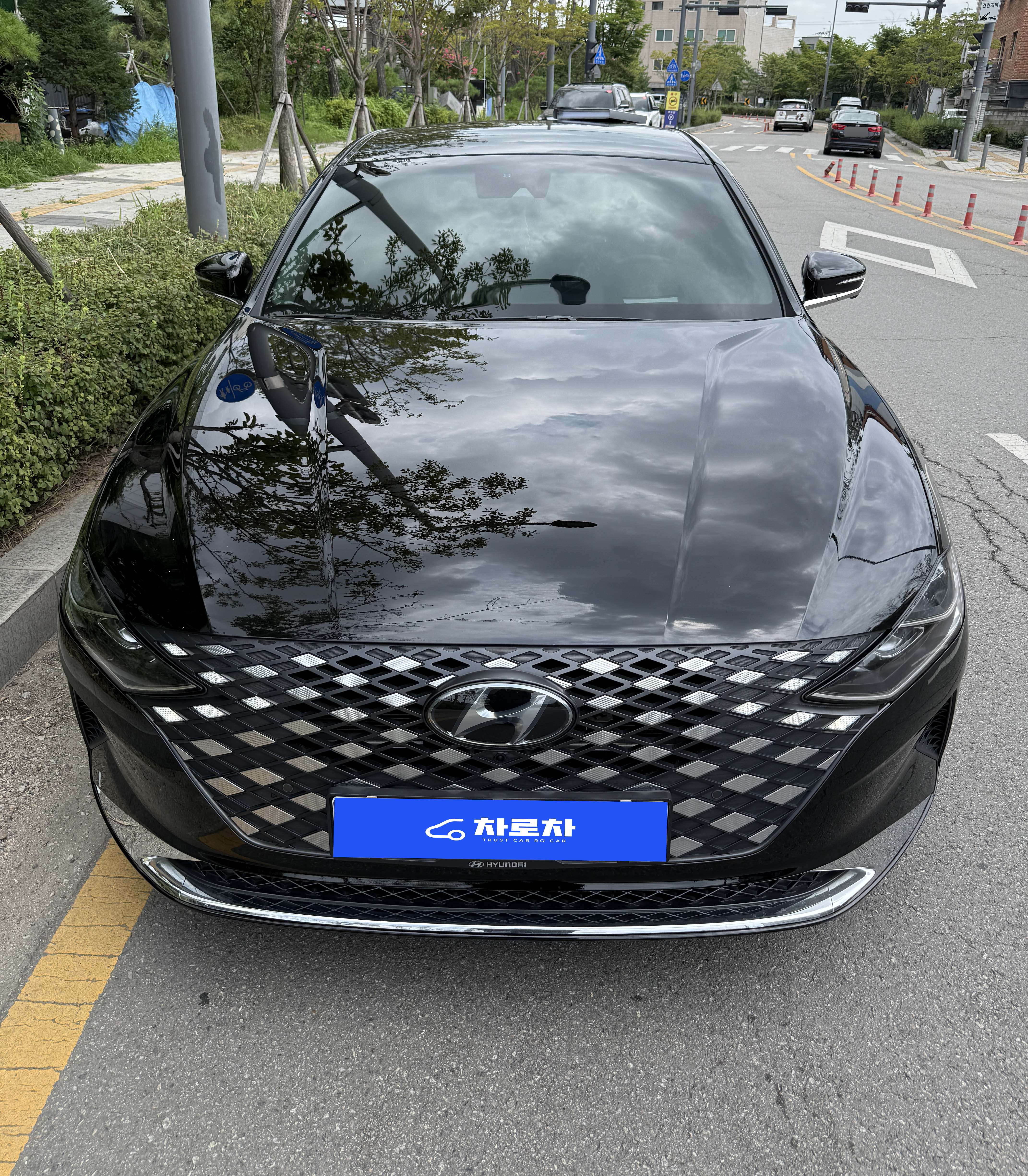 실용성을 우선한 더뉴그랜저 중고