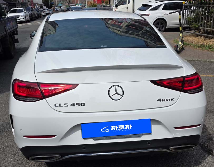 49ar2k2v75x6648021.jpg
