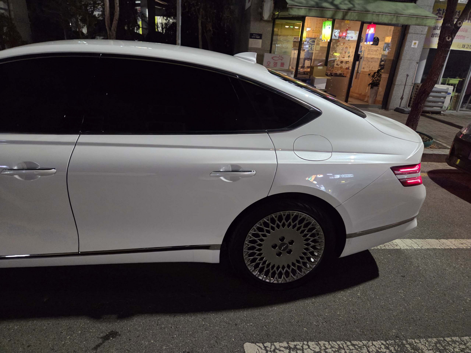 71831pbke92u585812.jpg